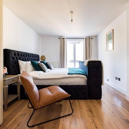 Wild Roses Service Apartments - East India لندن المظهر الخارجي الصورة