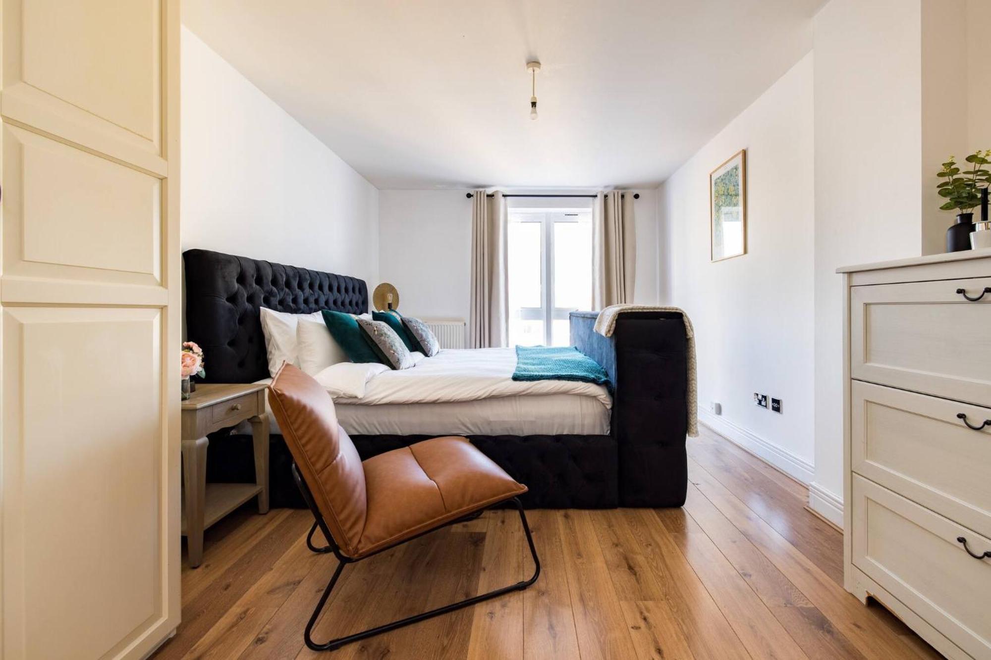 Wild Roses Service Apartments - East India لندن المظهر الخارجي الصورة